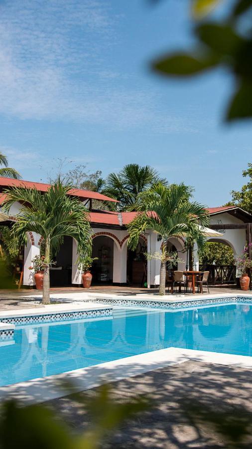 Hacienda Don Vicente Bungalows Tarapoto Exterior foto